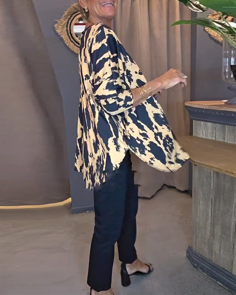 Crew Neck Printed Slit Blouse