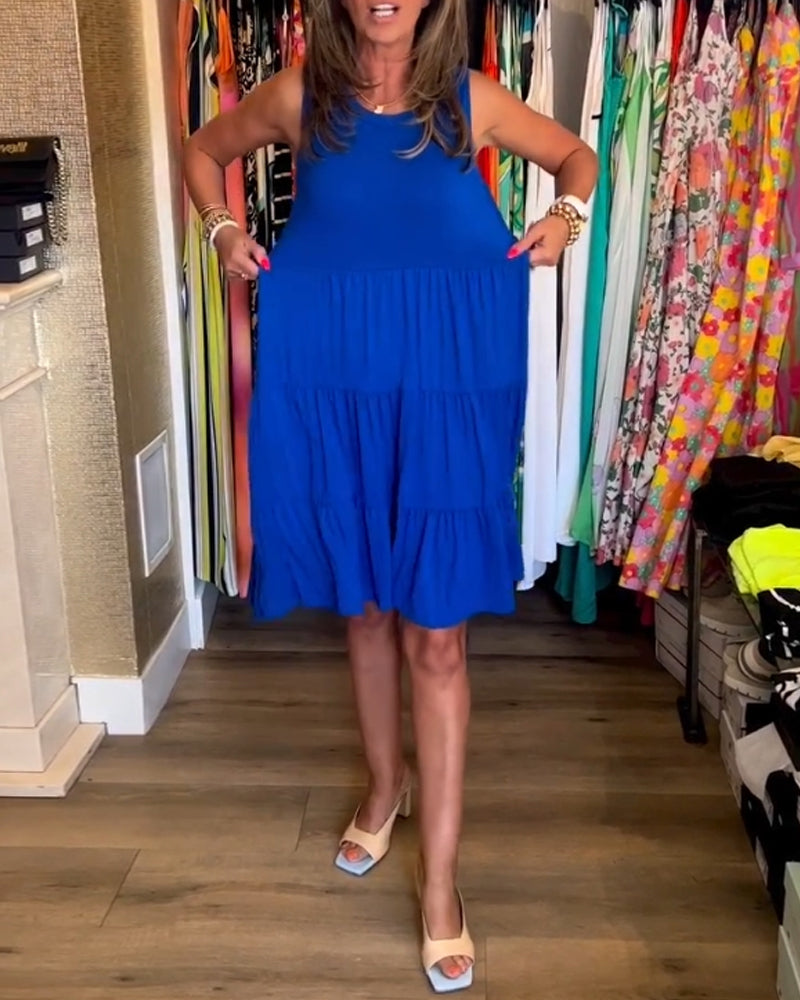 Pleated sleeveless loose dress