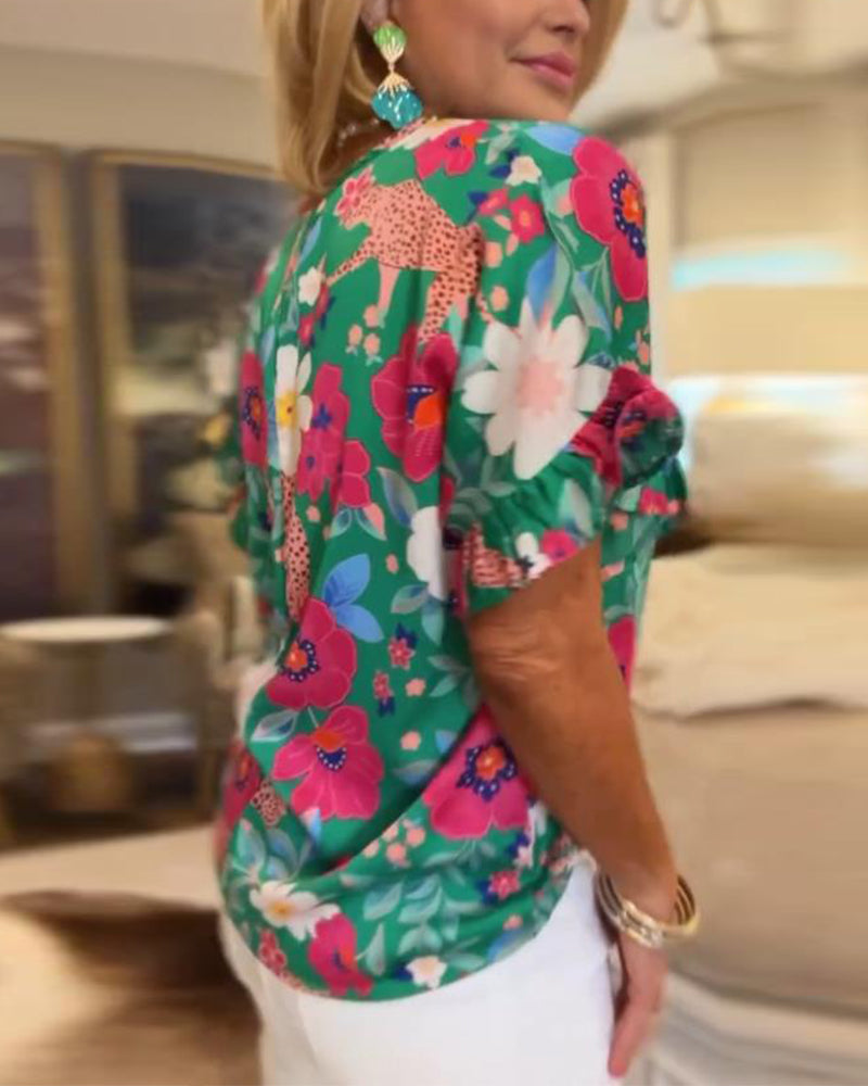 V-Neck Floral Print Short-Sleeved Blouse