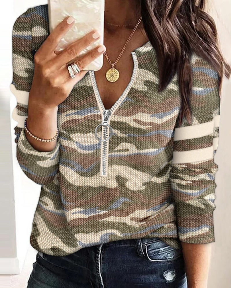 Half-Zip Camouflage Long-Sleeved Top