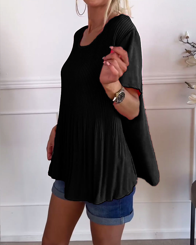 Solid color round neck pleated blouse