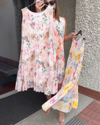 Sleeveless Pleated Floral Dress