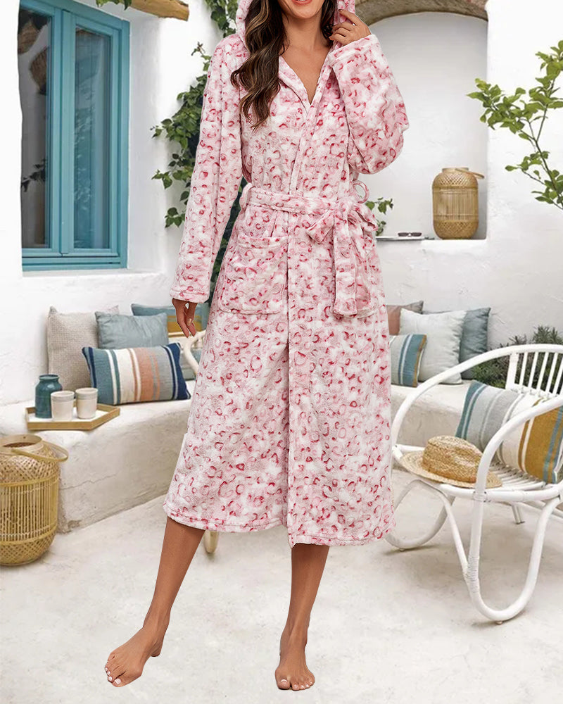 Leopard-Print Elegant Flannel Robe