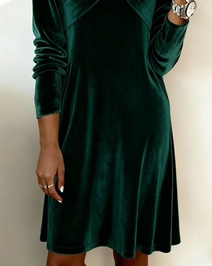 Twist-Knot V-Neck Long-Sleeved Velvet Dress