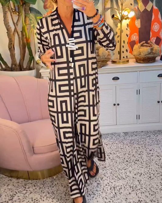 V-neck geometric print dress
