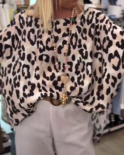 Round Neck Leopard Print Loose Blouse