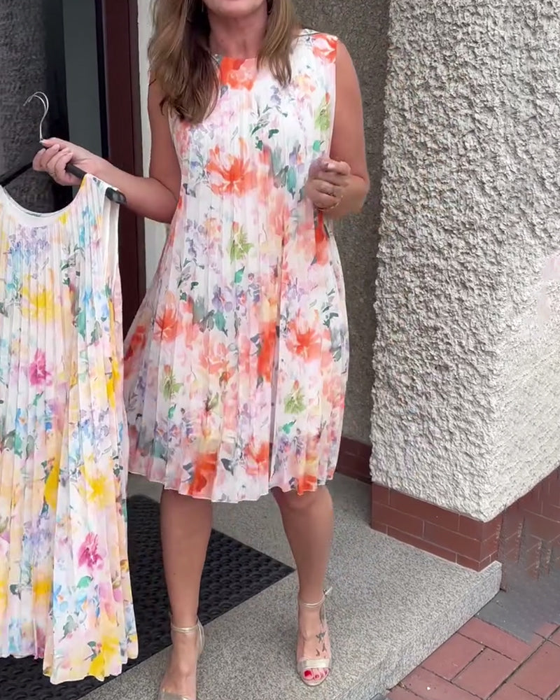 Sleeveless Pleated Floral Dress