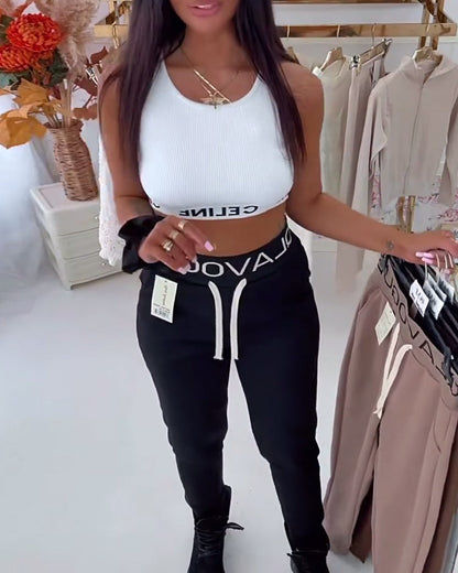 Tummy-Controlling And Hip-Lifting Skinny Pants