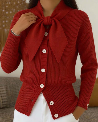 Solid Color Age-Reducing Design Cardigan