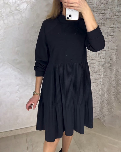 High collar pleated solid color dress