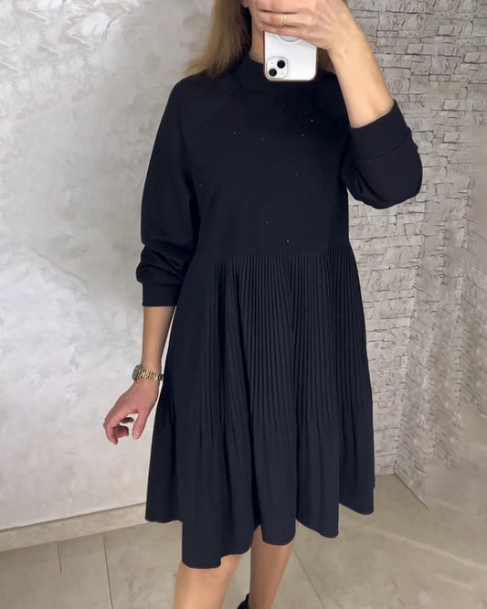 High collar pleated solid color dress