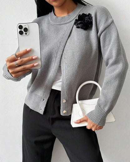 Fashionable Sweater With Slit Hem