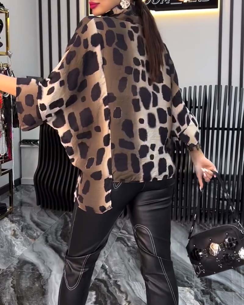 Lapel leopard print blouse