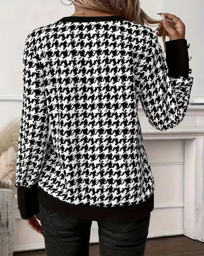 V-Neck Houndstooth Sweatshirt
